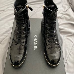 CHANEL Boots